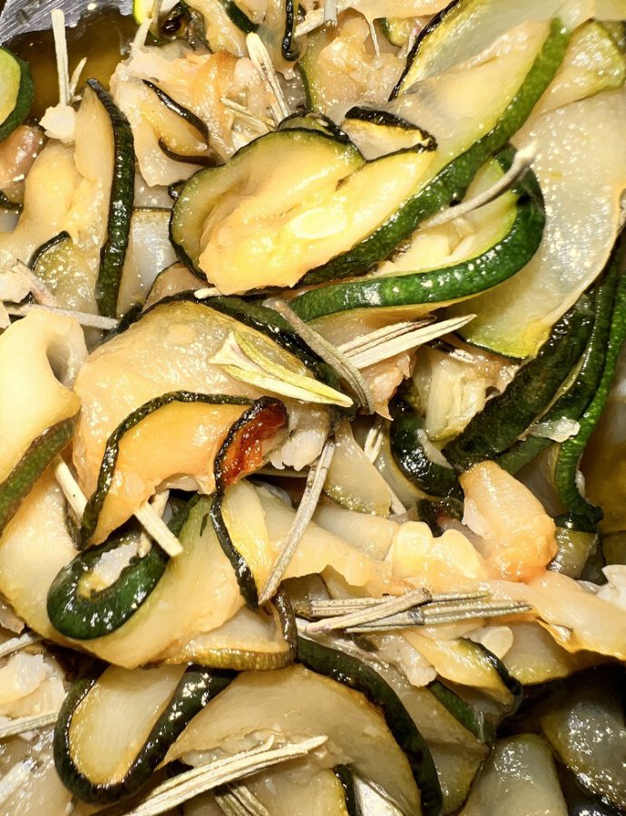 Antipasti with zucchini & rosemary