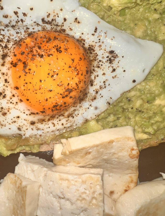 Perfect Breakfast – Guacamole & Fried Egg Whole Wheat Toast with Pan-Fried Tofu