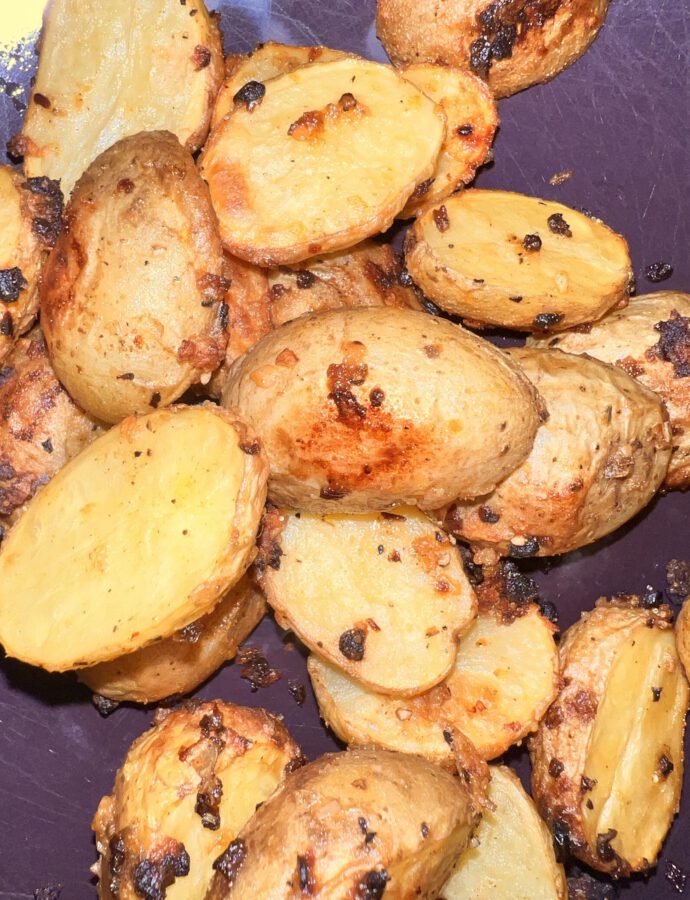 Oven-Baked Potatoes with Mapuche-Spices